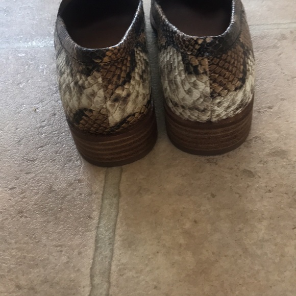 Madewell embossed loafers - Picture 6 of 6